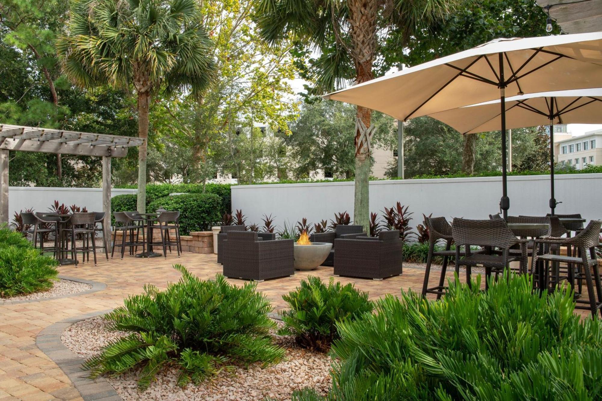 Courtyard Jacksonville Flagler Center Bagian luar foto